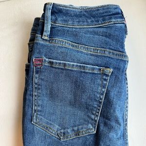 BRAND NEW Urban Outfitters jeans